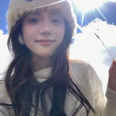 冰属性男子与酷酷女同事